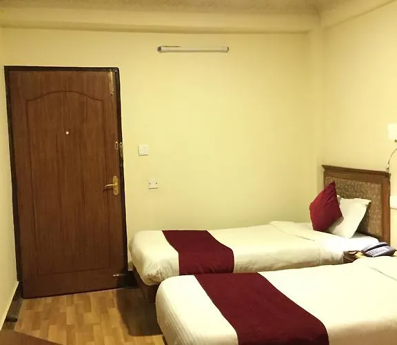 Hotel Trekkers 3*
